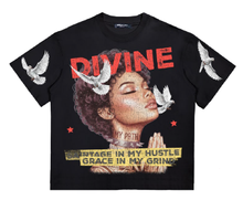 Load image into Gallery viewer, Divine relaxed Loose Fit Tee
